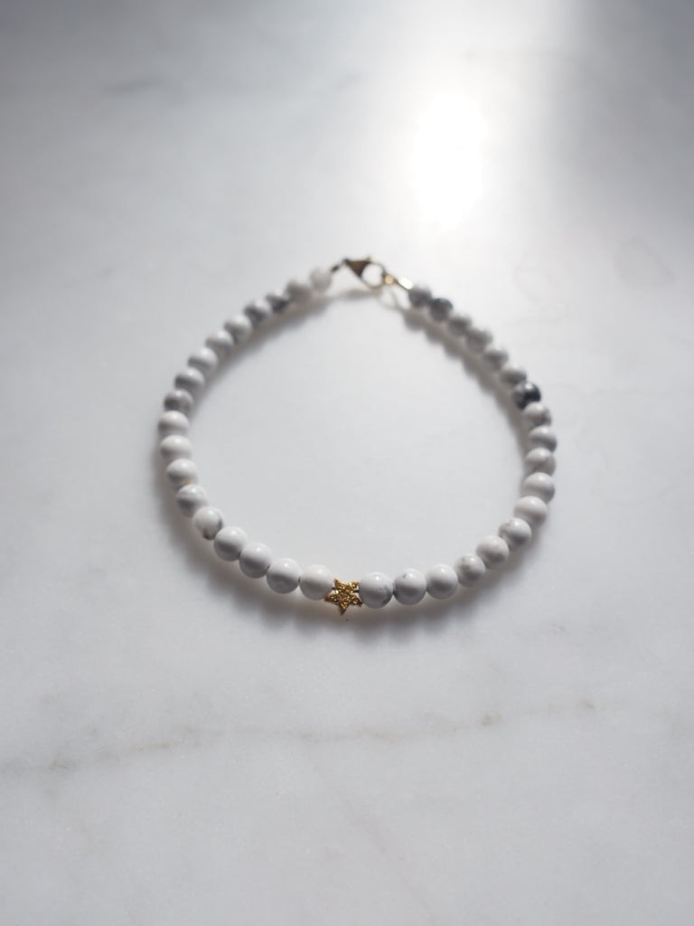 Howlite Keepsake Bracelet