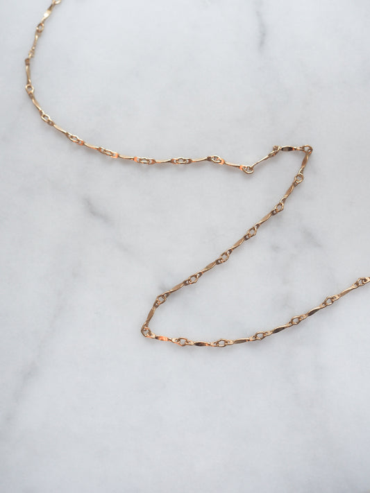 Olivia Twisted Link Necklace