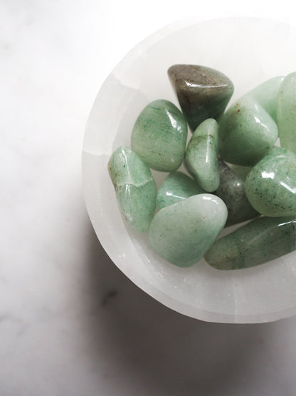 green aventurine | creativity + leadership - comforter